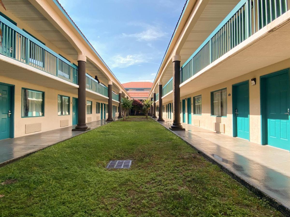 Motel 6 Savannah, GA - Gateway&I-95 Exterior foto